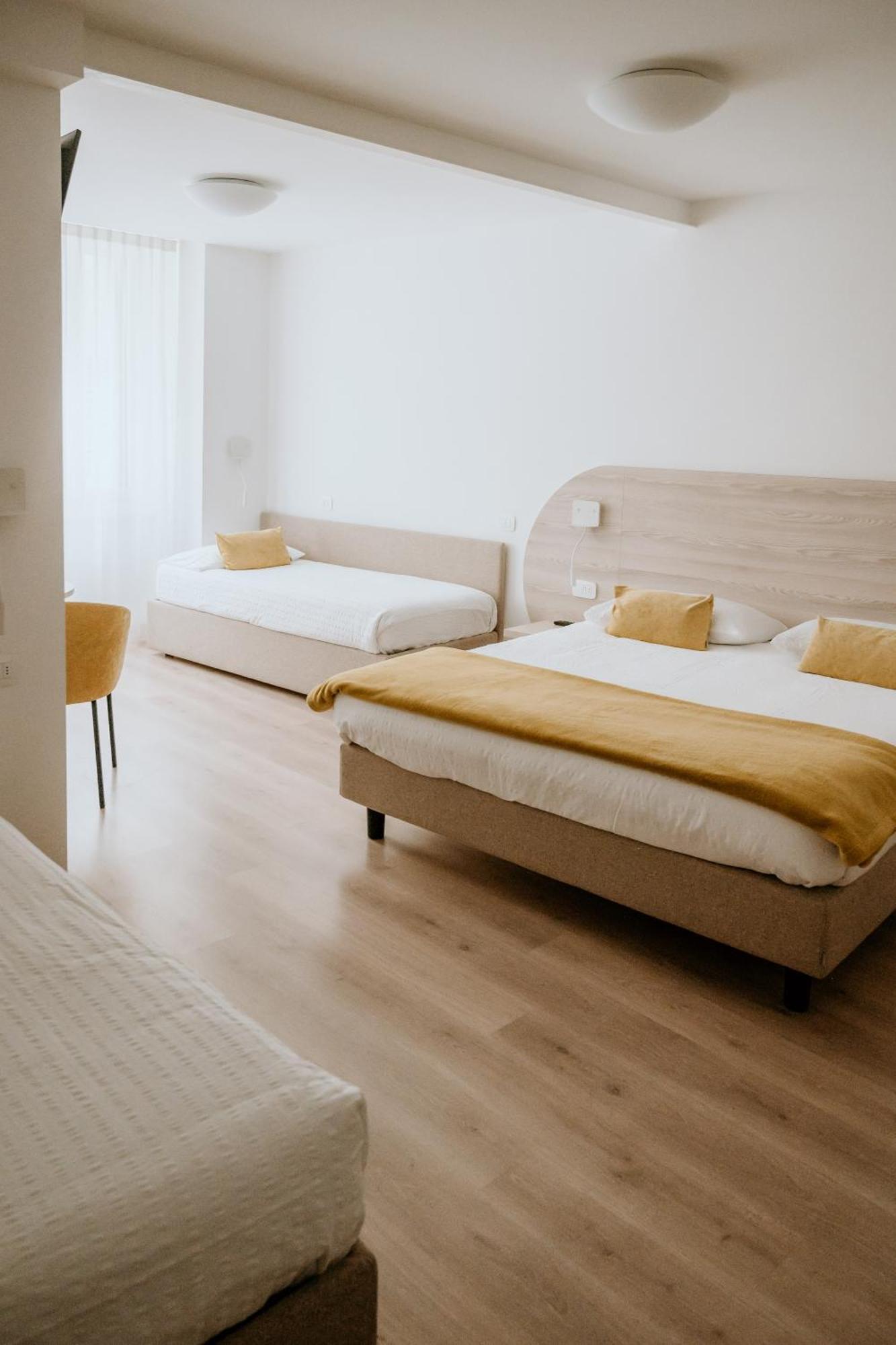 Hotel Venezia Trento Ngoại thất bức ảnh