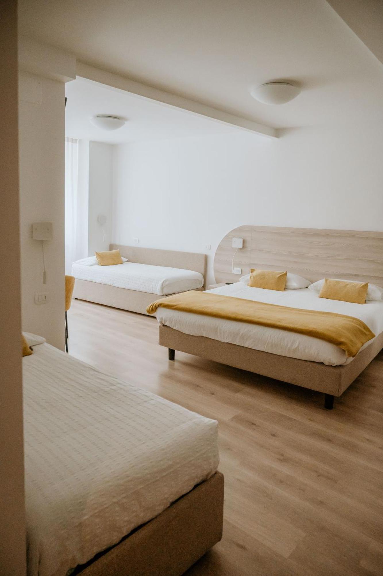 Hotel Venezia Trento Ngoại thất bức ảnh