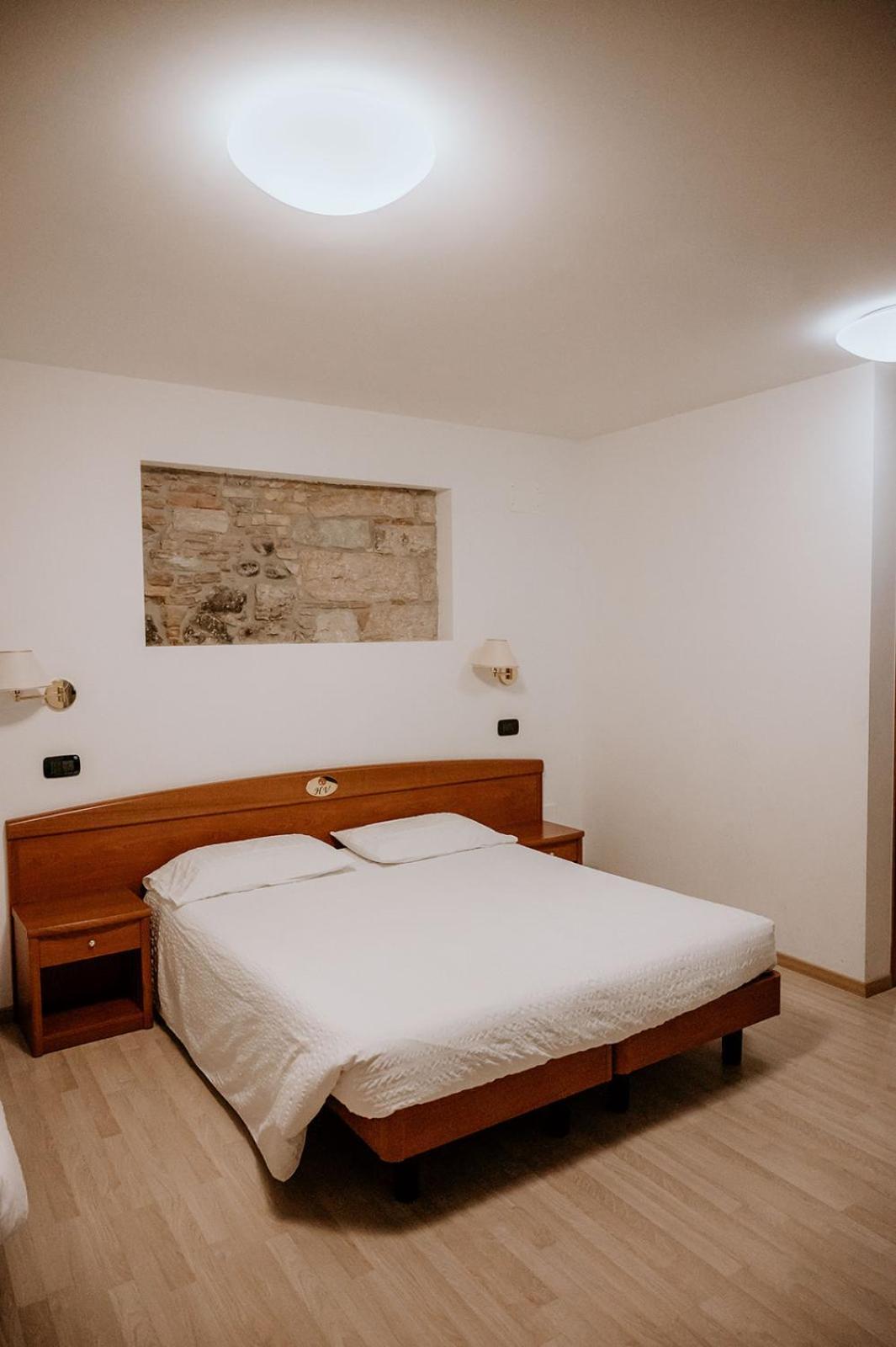 Hotel Venezia Trento Ngoại thất bức ảnh